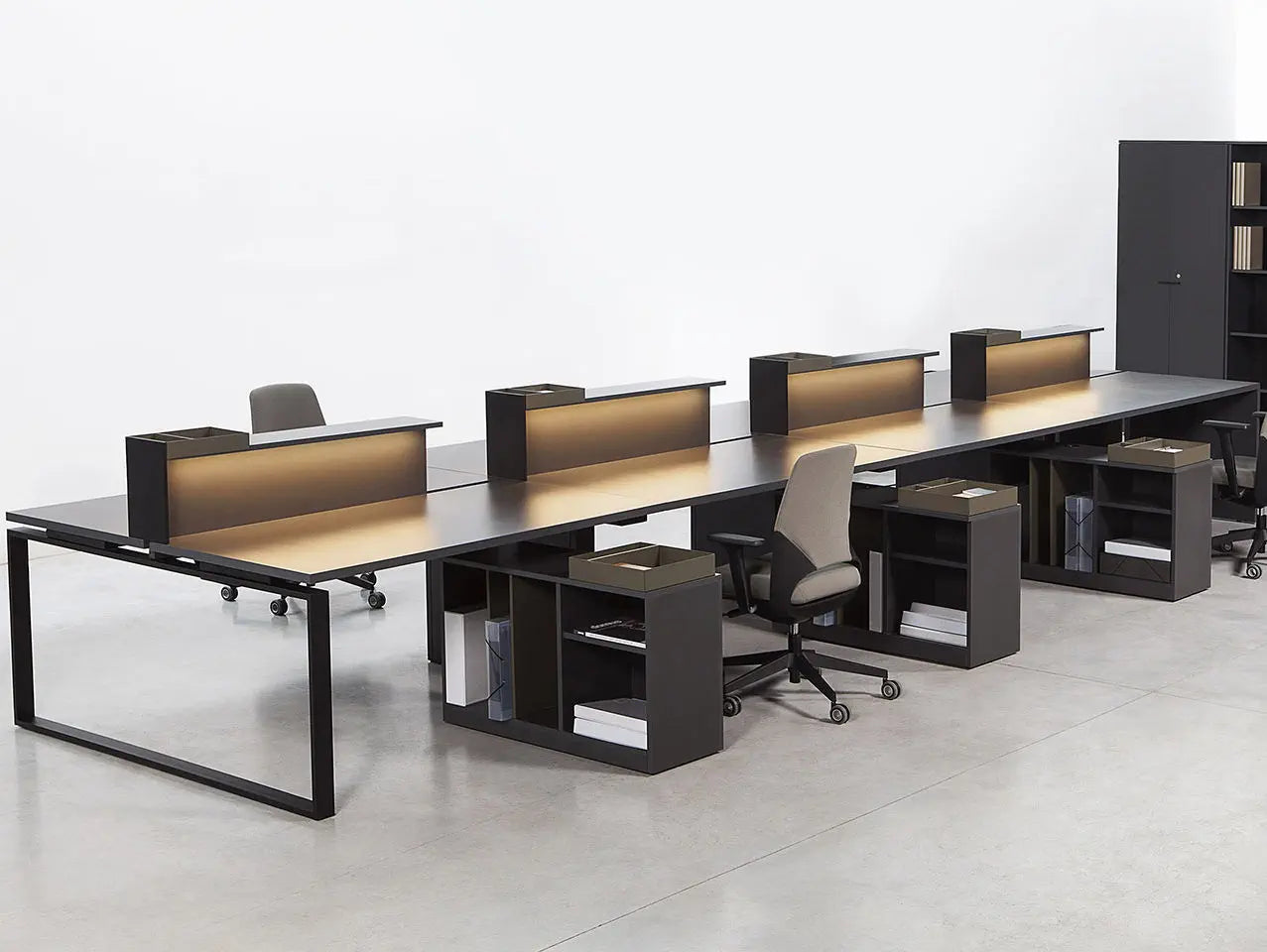 Workstation Table