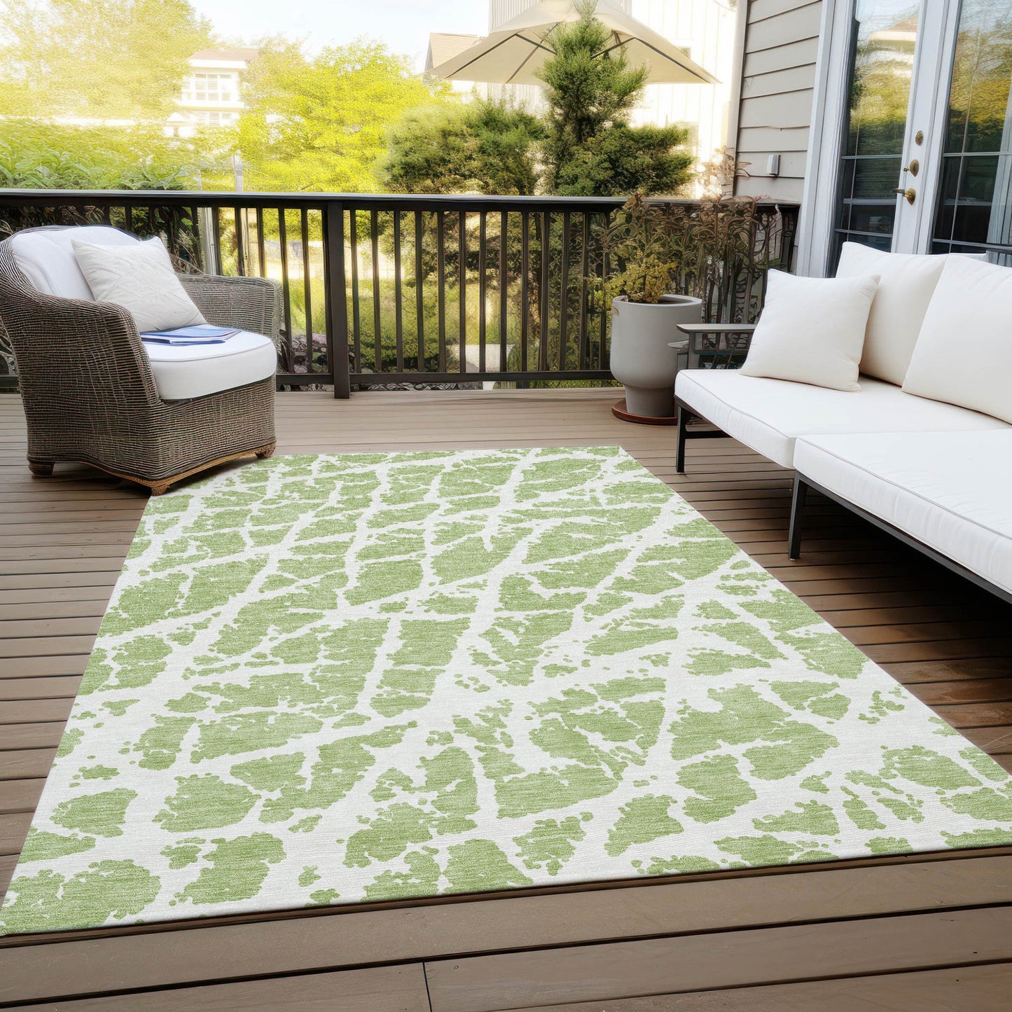 3' X 5' Green And White Abstract Washable Indoor Outdoor Area Rug